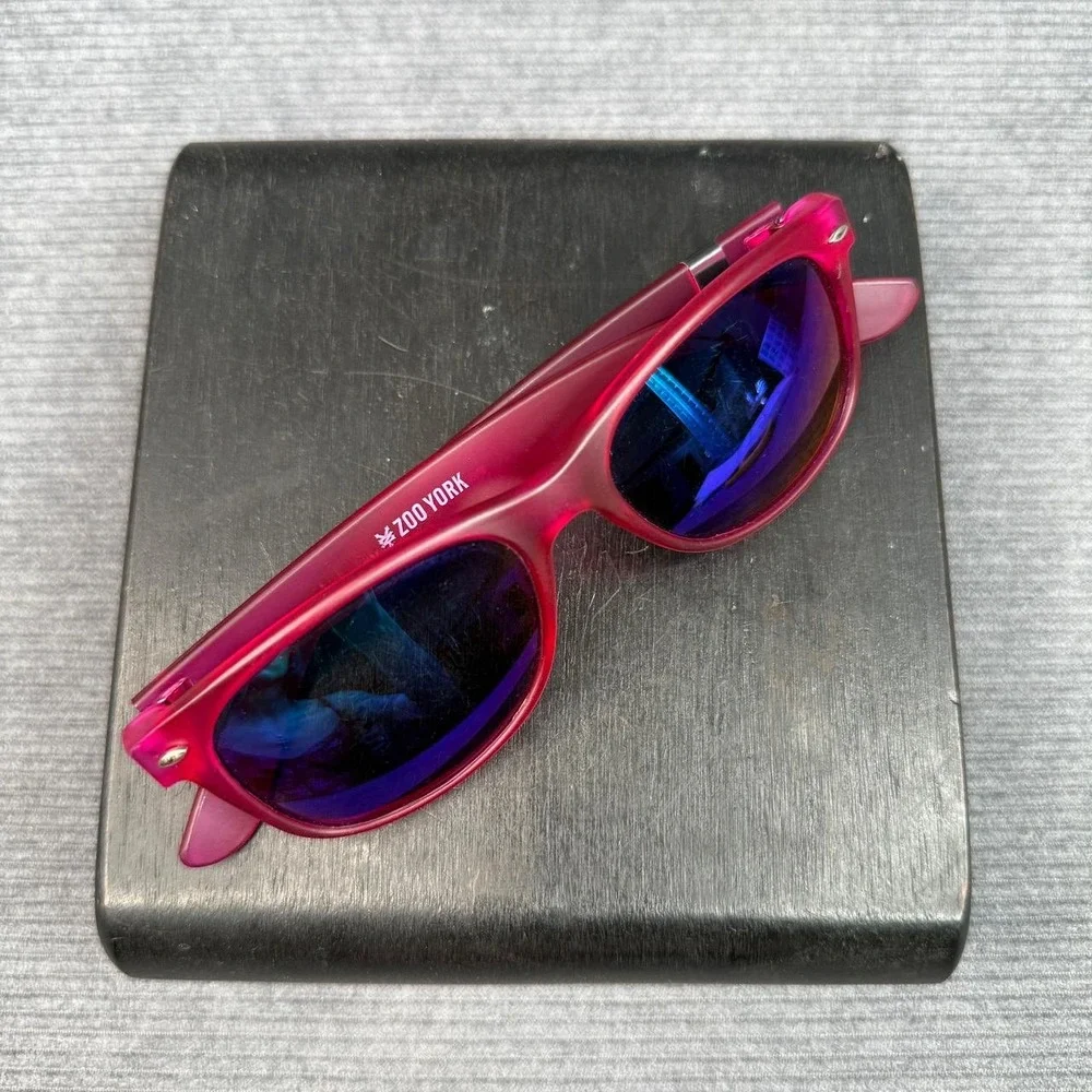 Zoo York Sunglasses Pink Translucent Frames Blue Mirrored Lens 20050-822650 Y2k